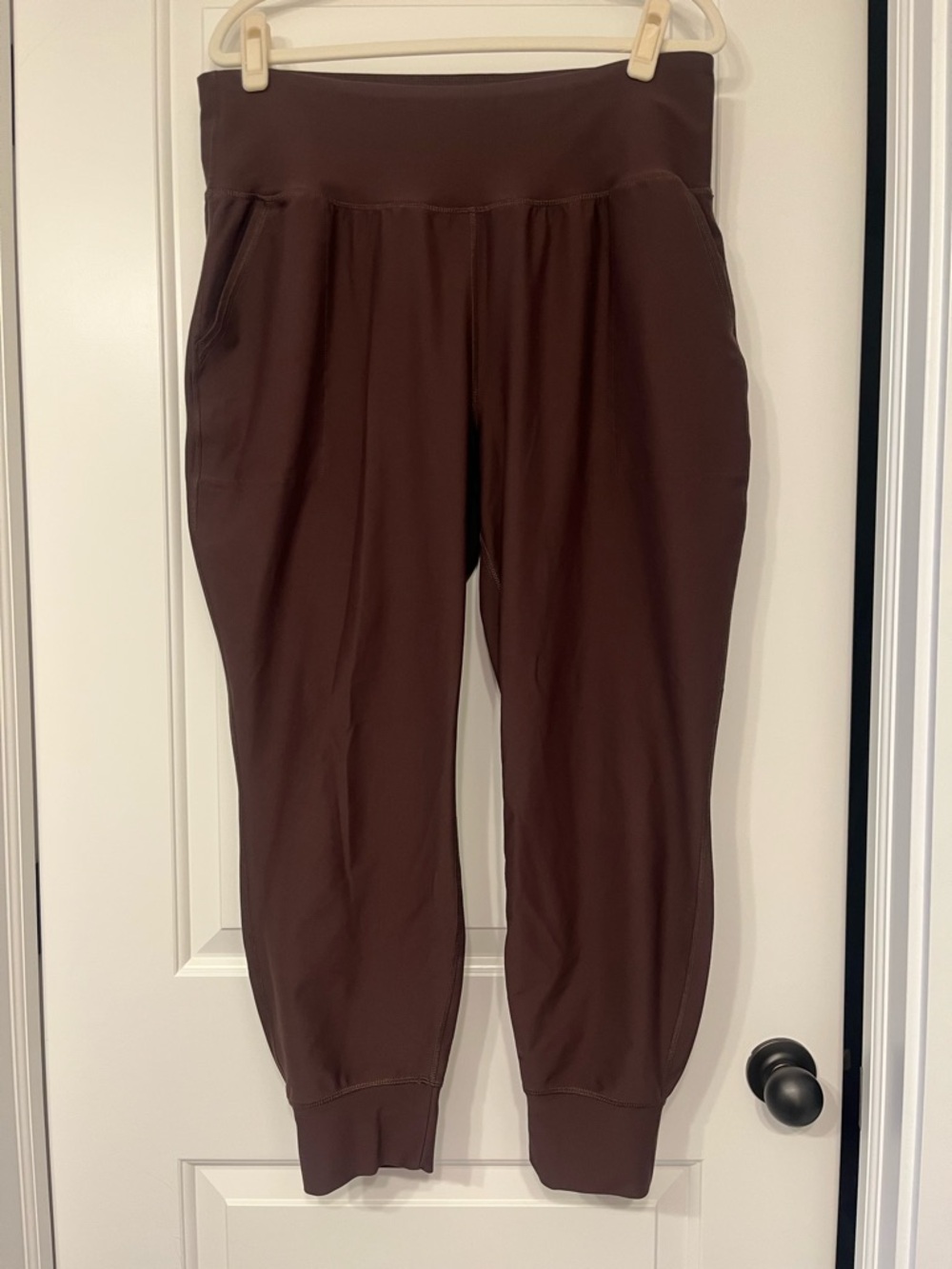 Old Navy Powersoft Joggers – Women’s Size XL – Brown
